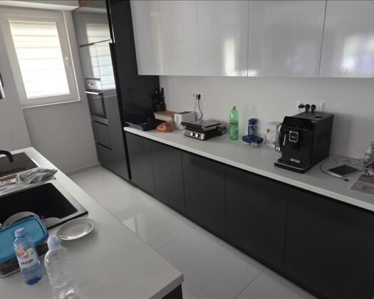 МОДЕРЕН КОМФОР ВО ХРОМ – ЕЛЕГАНЦИЈА, ТЕХНОЛОГИЈА И РЕЛАКС