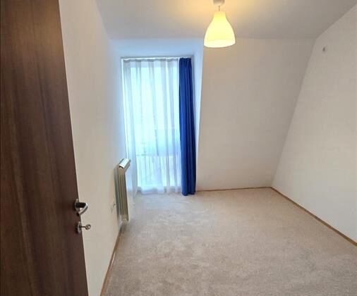 SE PRODAVA LUKSUZEN STAN.  Se prodava luksuzen stan so 3 spalni, 3 kupatila, 100 m² + 13 m² terasa na premium lokacija vo naselba Taftalidze 1.