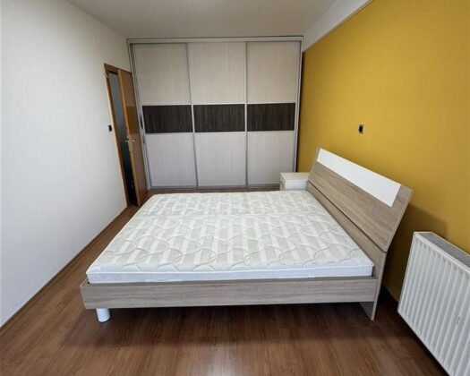  СЕ  ПРОДАВА МОДЕРЕН СТАН КАЈ УНИВЕРЗАЛНА | 70m² | ЛИФТ | ПРЕКРАСЕН ПОГЛЕД