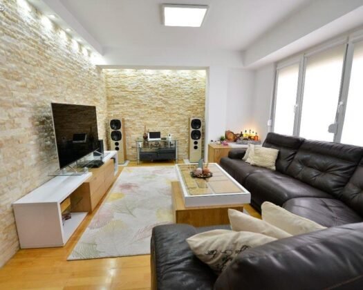 СЕ ПРОДАВА СТАН ОД 150 КВАДРАТИ. ЕКСКЛУЗИВНА ПОНУДА  Црниче