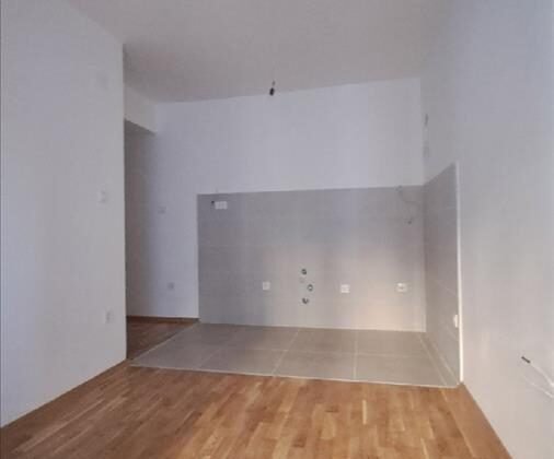 СЕ ПРОДАВА СТАН ВО АЕРОДРОМ – 33 М²!