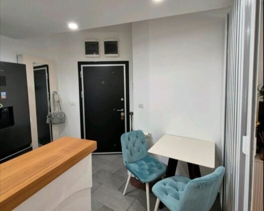  СЕ ПРОДАВА ЛУКС СТАН ВО ЦЕНТАР! ✨📍 Кај нова Железничка — одлична локација!