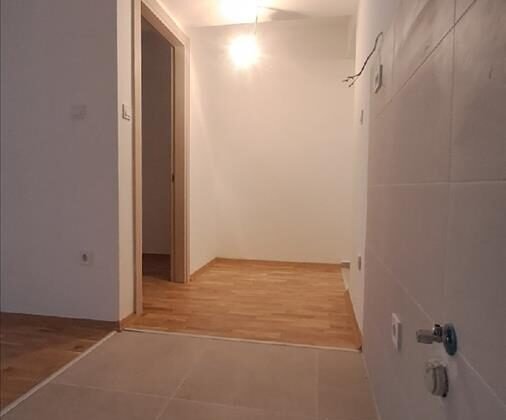 СЕ ПРОДАВА СТАН ВО АЕРОДРОМ – 33 М²!