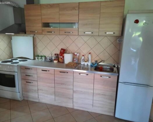 СЕ ПРОДАВА ПРЕКРАСЕН РЕНОВИРАН СТАН ОД 76m² ВО АЕРОДРОМ – СКОПЈАНКА!