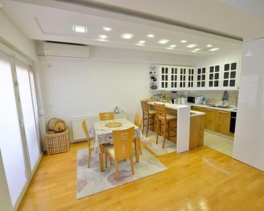 СЕ ПРОДАВА СТАН ОД 150 КВАДРАТИ. ЕКСКЛУЗИВНА ПОНУДА  Црниче