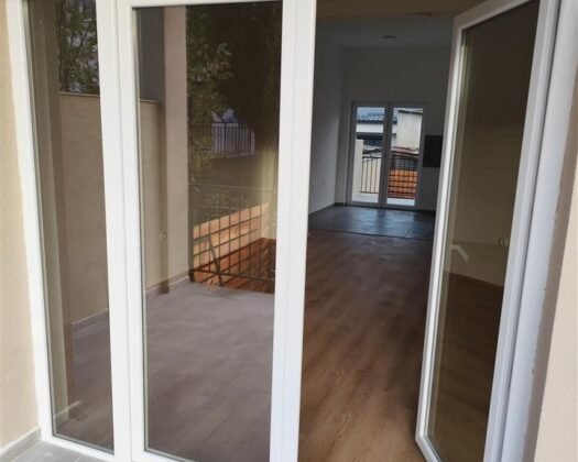 СЕ ПРОДАВА НОВ ЕКСТРА СТАН во Ѓорче Петров – 98 m² со тераса и паркинг!