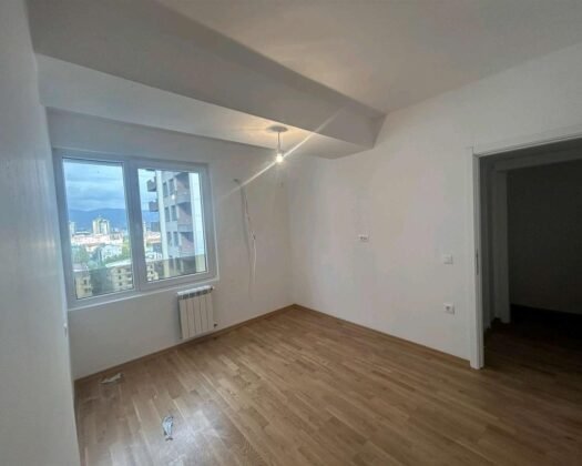 СE ПРОДАВА НОВ И НЕВСЕЛУВАН ДВОСОБЕН СТАН АЕРОДРОМ КОМЛЕКС ПОРТА СУПЕРИУМ