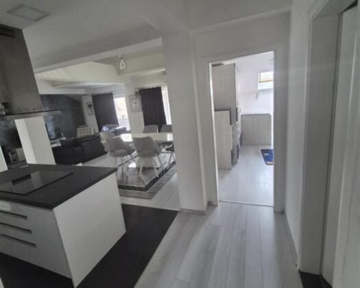 СЕ ПРОДАВА ЕКСКЛУЗИВЕН, ЦЕЛОСНО ОПРЕМЕН ЛУКСУЗЕН СТАН ВО КОЗЛЕ – РЕТКА ПОНУДА НА ПАЗАРОТ!