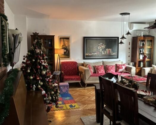 🏡 СЕ ПРОДАВА СТАН – НОВО ЛИСИЧЕ 🌳✨ Мирна и тивка локација, идеална за семејно живеење