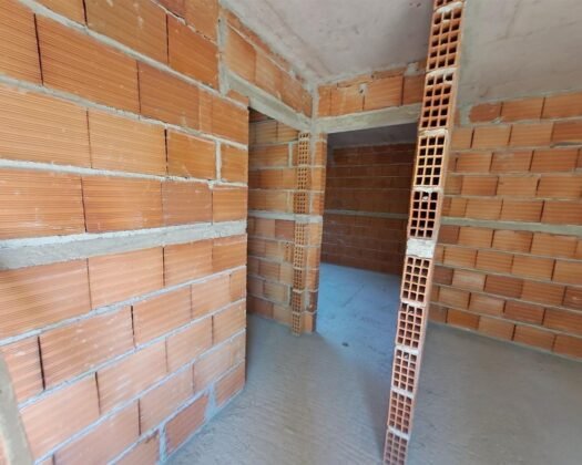 ПРОДАЖБА НА СТАН ВО МОДЕРНА СТАМБЕНА ЗГРАДА – ДЕБАР МААЛО (УЛ. РУЗВЕЛТОВА)!