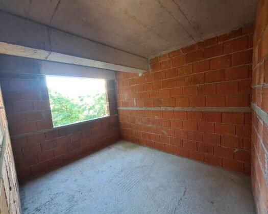 ПРОДАЖБА НА СТАН ВО МОДЕРНА СТАМБЕНА ЗГРАДА – ДЕБАР МААЛО (УЛ. РУЗВЕЛТОВА)!