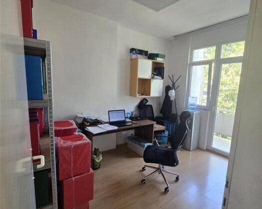 СЕ ПРОДАВА стан во срцето на Скопје – Градски Ѕид!