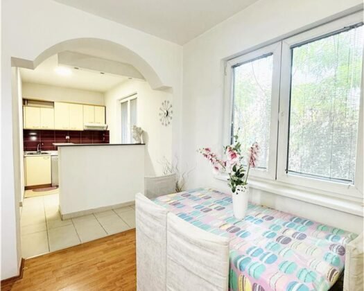 ПРОДАЖБА НА РЕНОВИРАН СТАН – 49m², БЛИЗУ DIAMOND MALL!