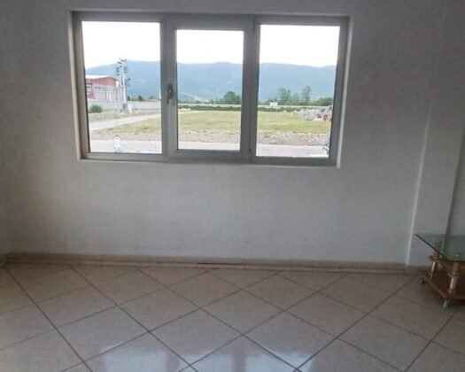 ИЗНАЈМУВАЊЕ НА КОМЕРЦИЈАЛЕН ОБЈЕКТ И ПЛАЦ